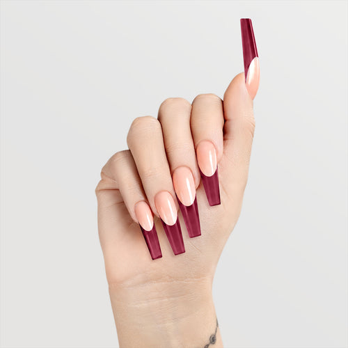 Chaun Legend Cherry Fangs on hands